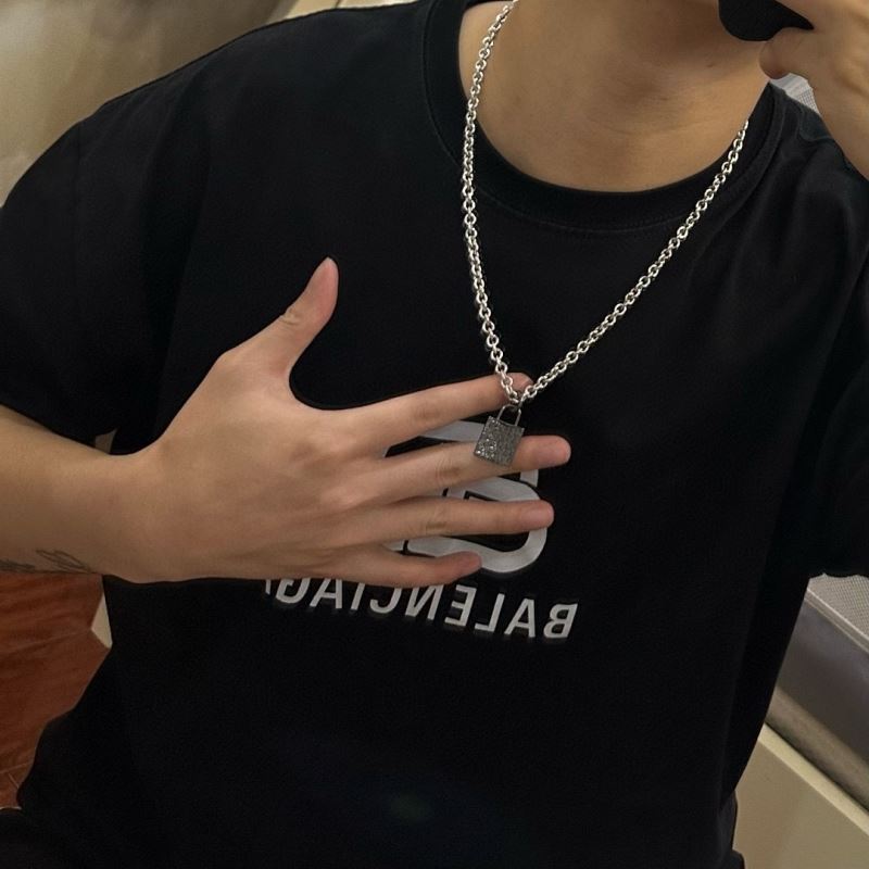 chr1st1an D10r necklaces